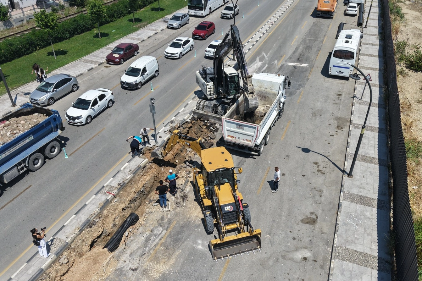 Manisa Cider Yolu&rsquo;nda su baskınlarına kalıcı &ccedil;&ouml;z&uuml;m