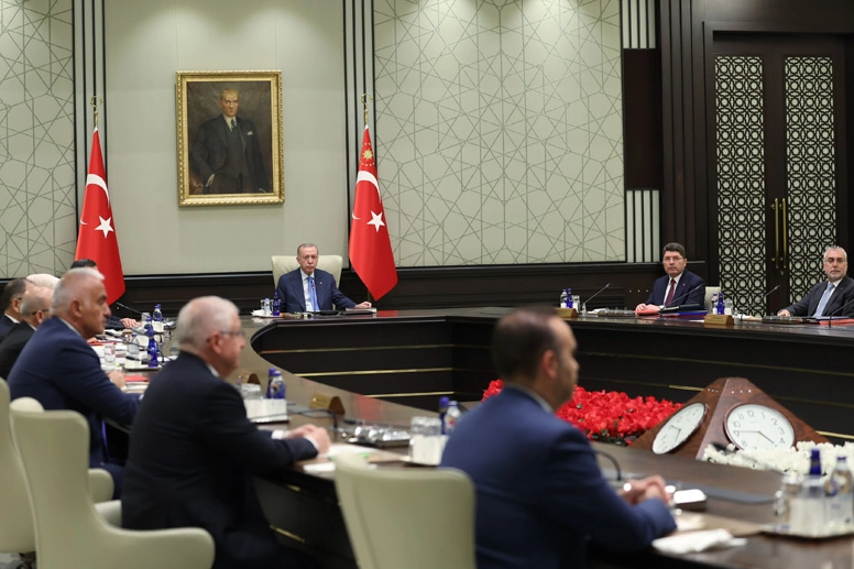 Kabine'nin g&uuml;ndemi ABD-İran gerilimi