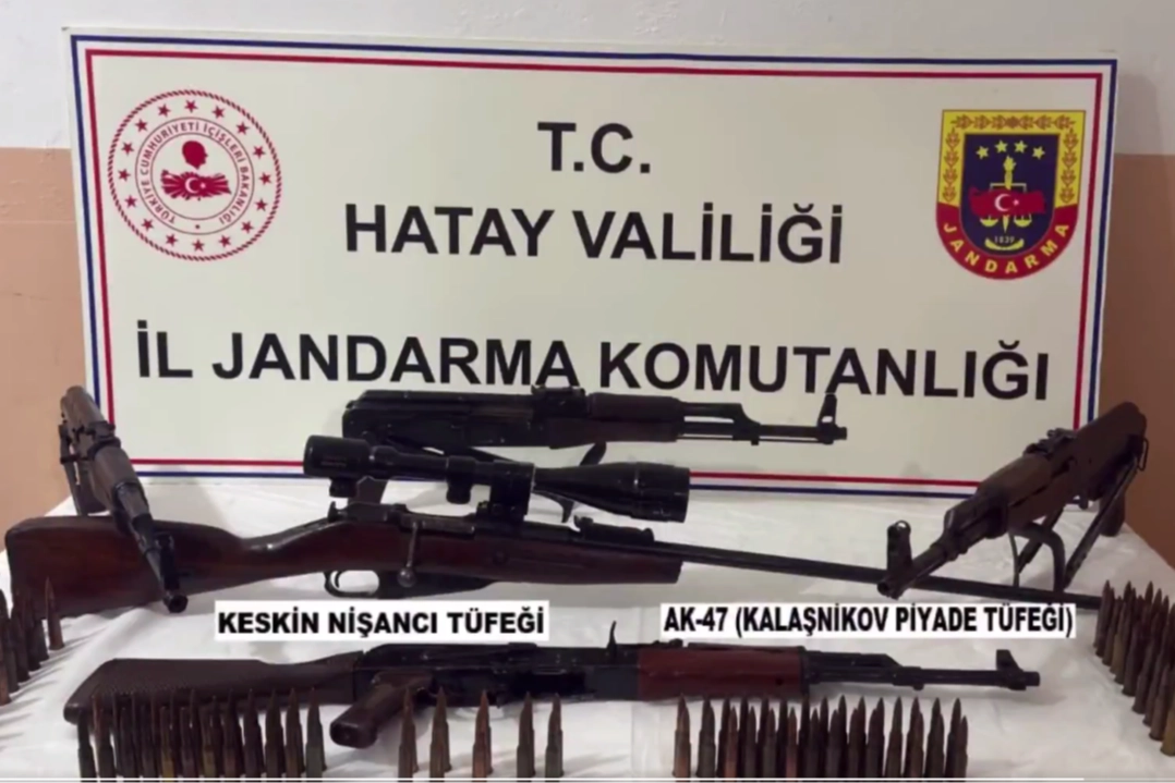 25 ilde silah operasyonu: 404 g&ouml;zaltı!