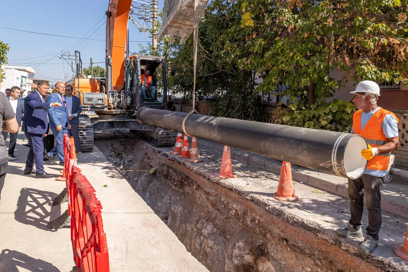 İzmir Sarnı&ccedil;&rsquo;ta i&ccedil;me suyu hatları yenileniyor