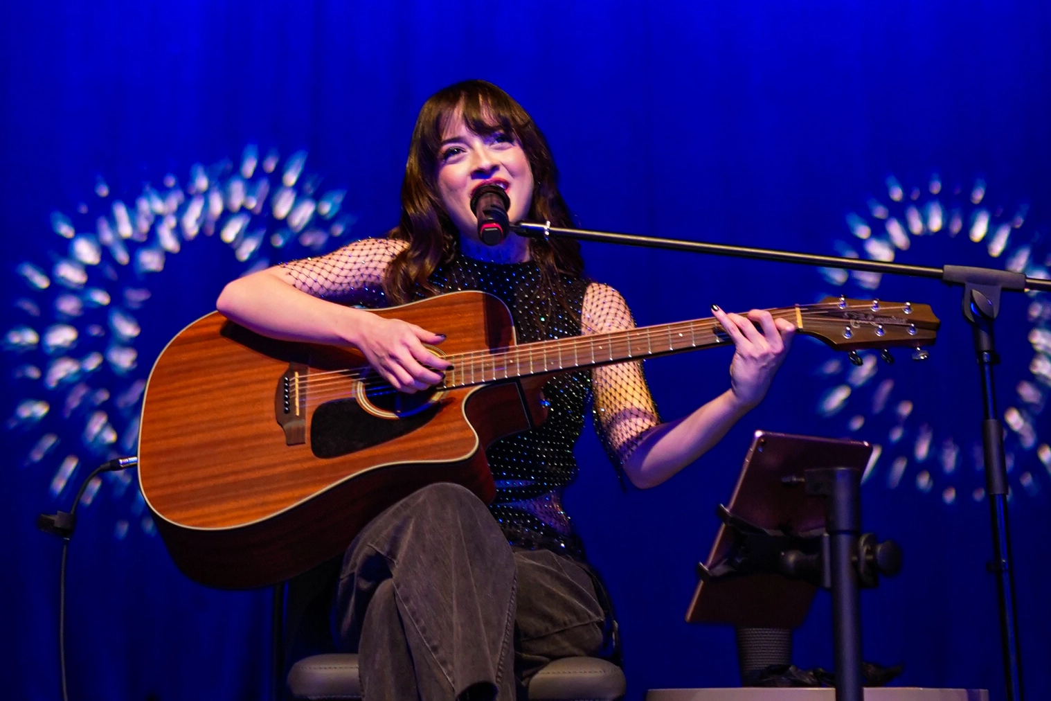 1 yılda T&uuml;rkiye&rsquo;nin 81 ilinde sahne alan ilk kadın m&uuml;zisyen oldu