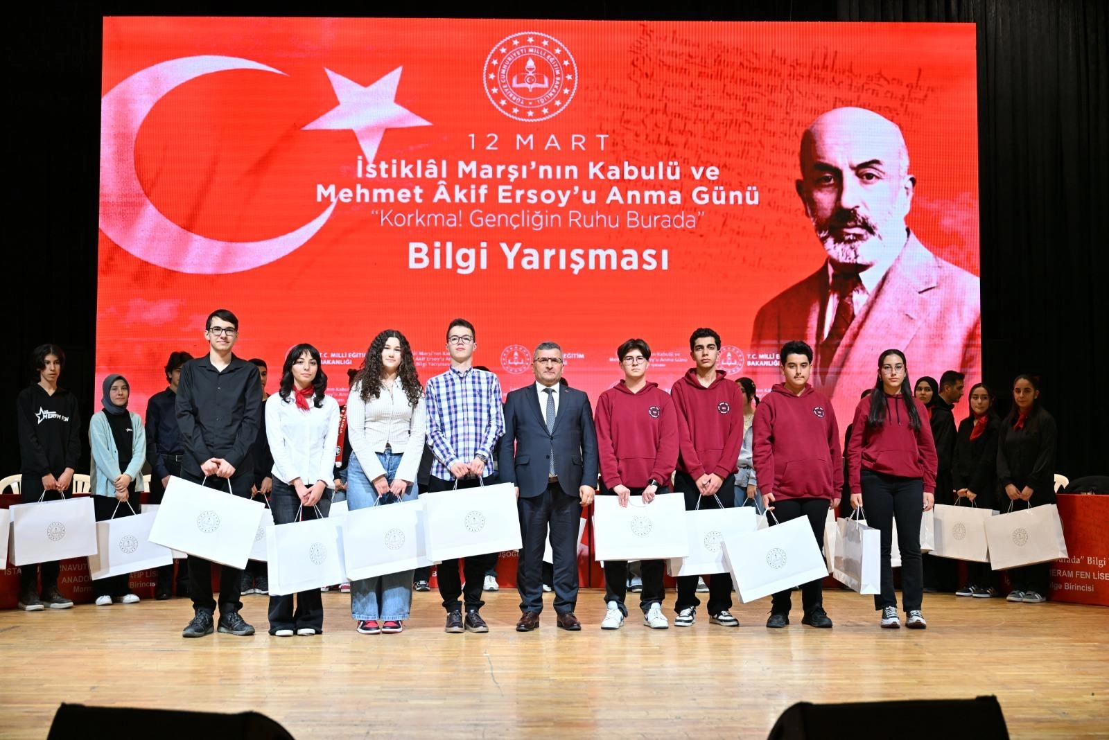 MEB'in yarışmasında T&uuml;rkiye birincisi İzmir Menderes'ten
