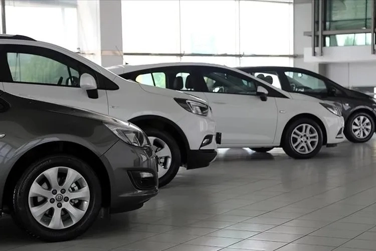 Sıfır ara&ccedil; fiyatlarında artış beklentisi! Jeopolitik riskler otomotiv sekt&ouml;r&uuml;n&uuml; etkileyebilir