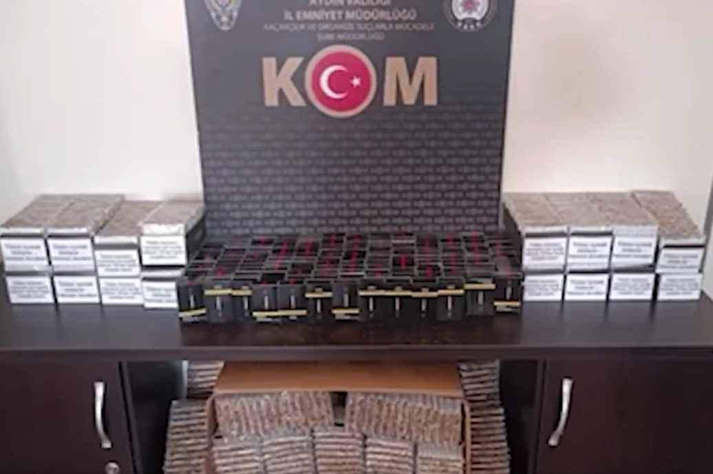 79 ilde ka&ccedil;ak t&uuml;t&uuml;n operasyonu: 337 ş&uuml;pheliye işlem