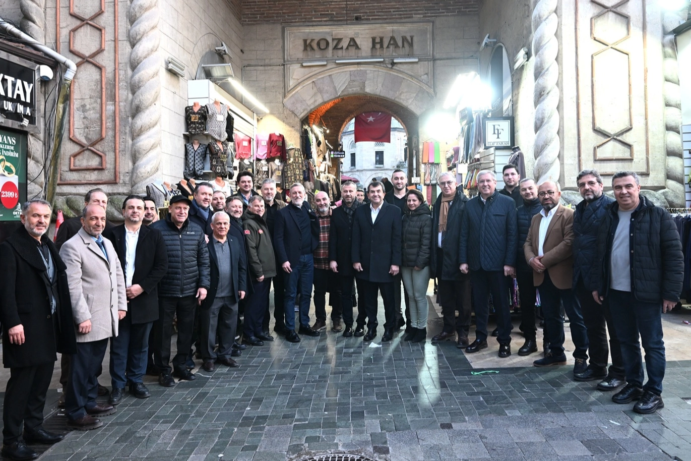 BTSO y&ouml;netimi Tarihi &Ccedil;arşı ve Hanlar&rsquo;da esnafla buluştu