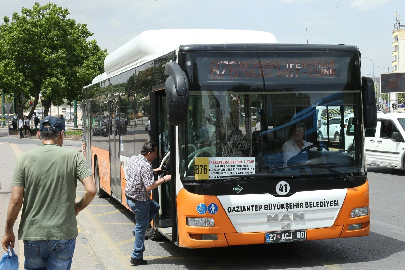 YKS sınavı g&uuml;nlerinde toplu ulaşım &uuml;cretsiz