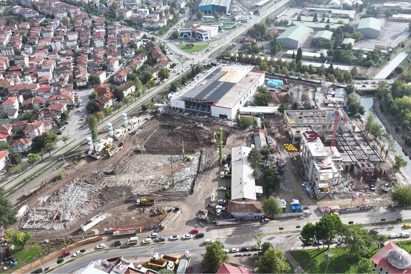 Sakarya&rsquo;da dev projelerde &ccedil;alışmalar t&uuml;m hızıyla s&uuml;r&uuml;yor