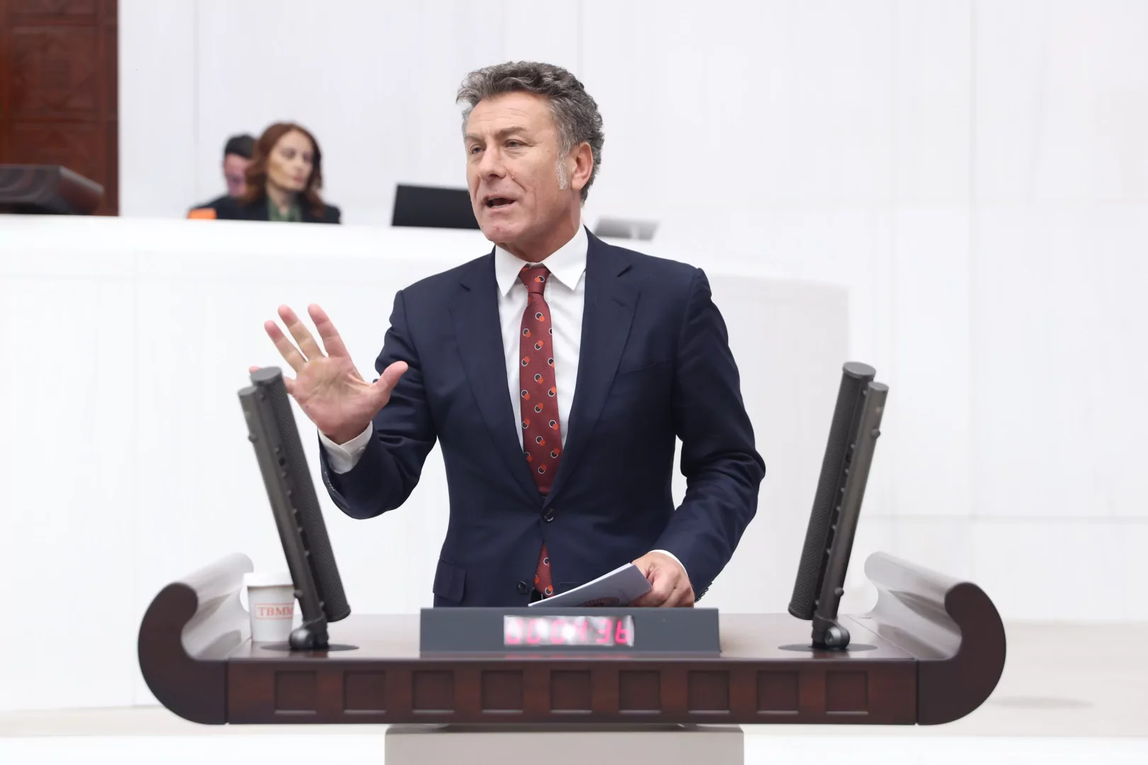 CHP'li Sarıbal&rsquo;dan Berlin se&ccedil;imleri mesajı