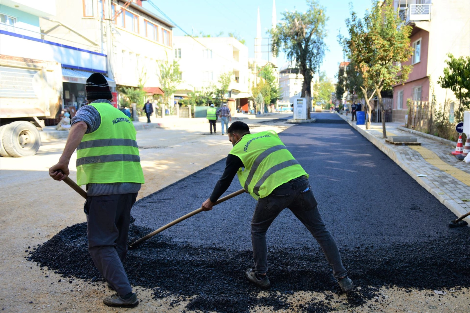 Bursa Yıldırım&rsquo;da kentsel d&ouml;n&uuml;ş&uuml;m ve ulaşımda konfor artıyor