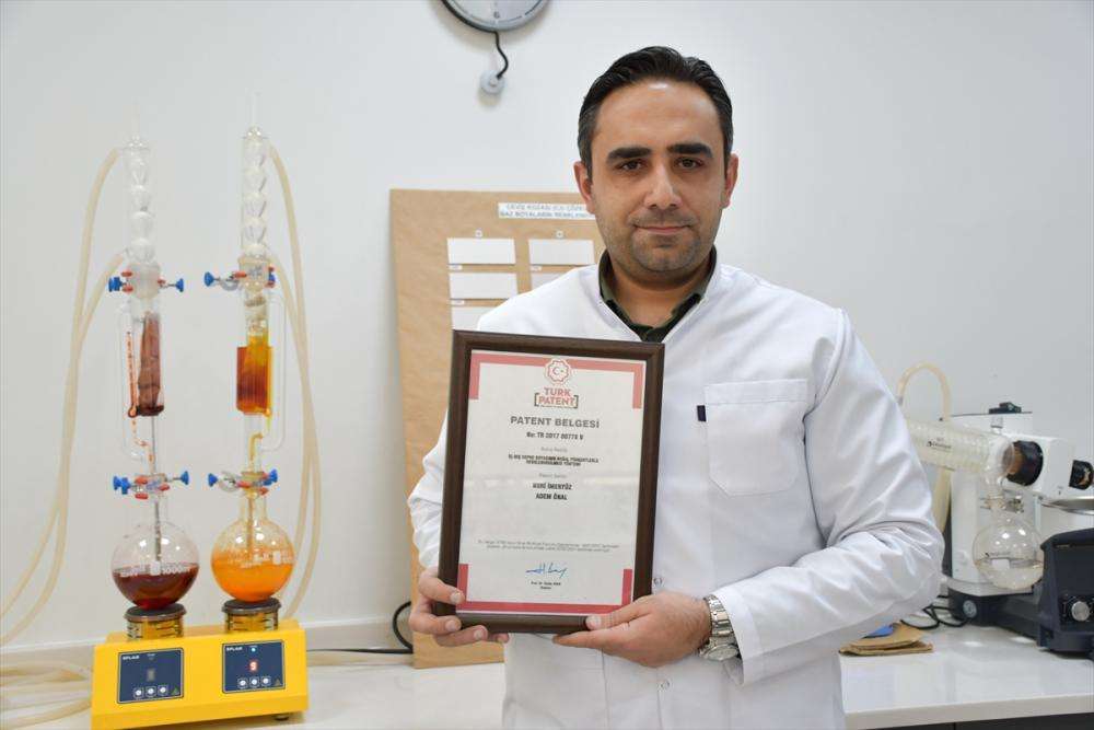 Genç kimyager bitkisel atıklarla boya sanayisi için doğal pigmentler üretti