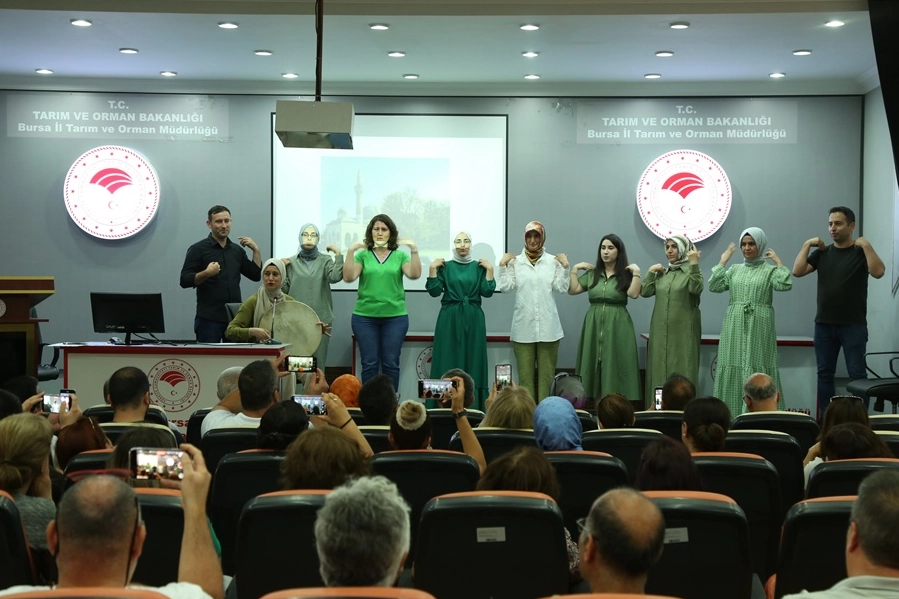 Bursa&rsquo;da Tarım ve Orman M&uuml;d&uuml;rl&uuml;ğ&uuml; personeli işaret dili &ouml;ğrendi