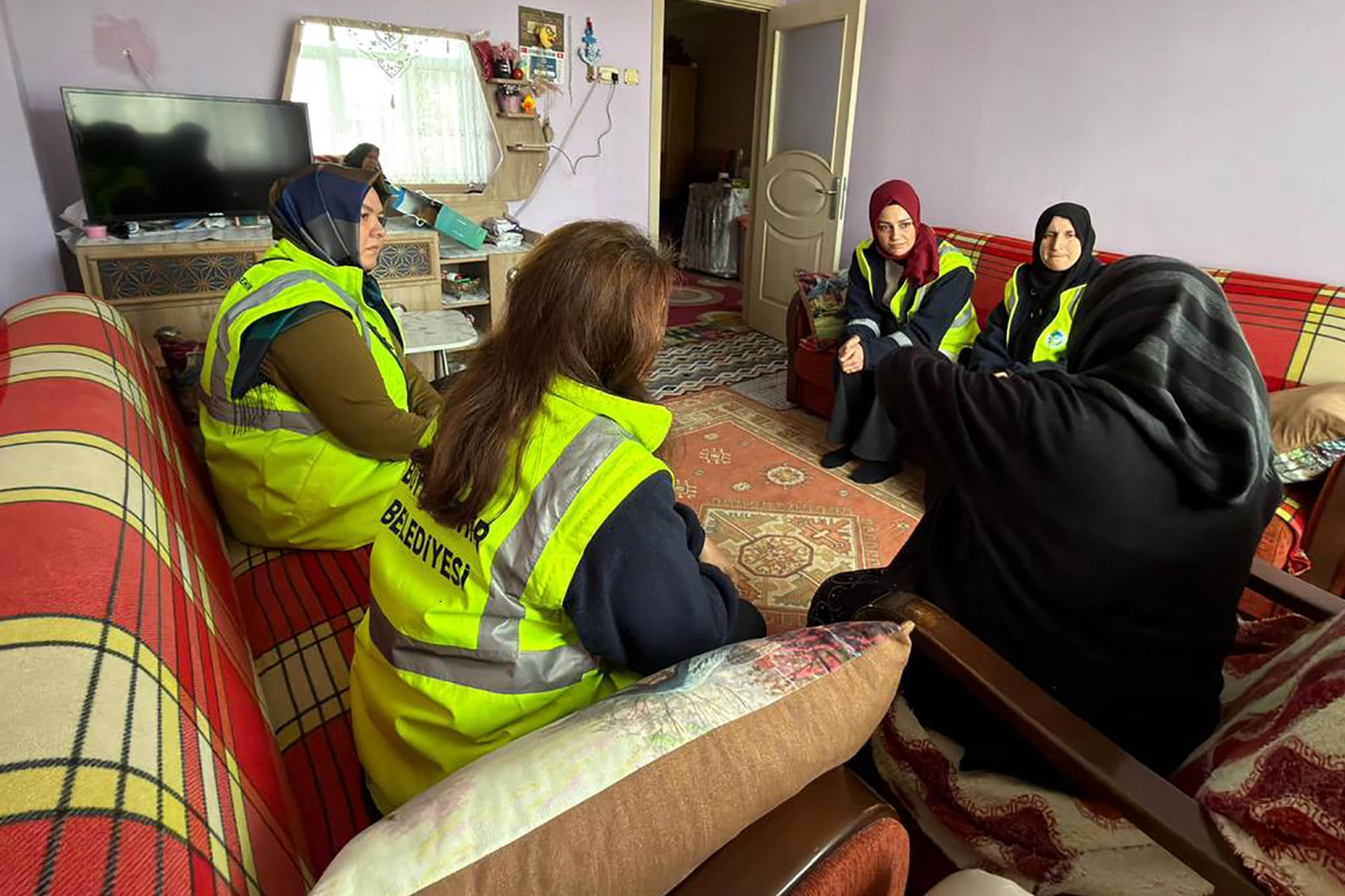 Sakarya B&uuml;y&uuml;kşehir'den &ouml;zel gereksinimli birey ve ailelere ziyaret