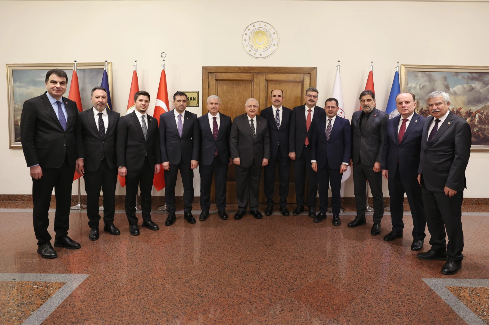 Konya heyetinden Milli Savunma Bakanı Yaşar G&uuml;ler&rsquo;e ziyaret