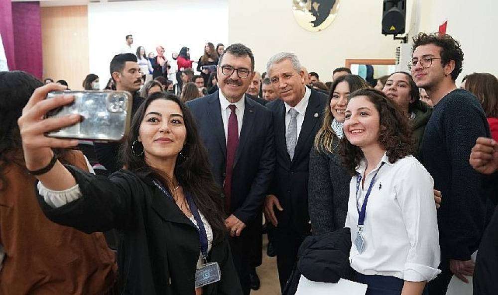 Ege Üniversitesinde yüksek lisans ve doktora öğrencilerinin TÜBİTAK başarısı devam ediyor