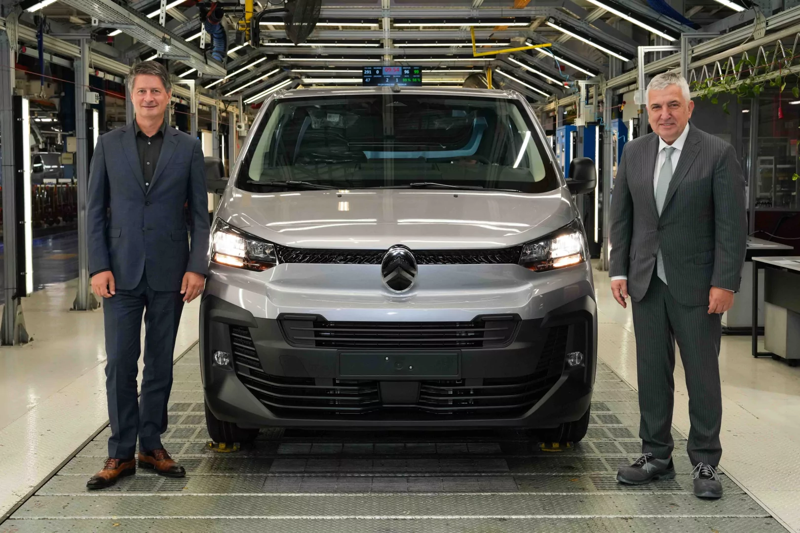 Citro&euml;n CEO&rsquo;su Bursa&rsquo;da... Berlingo &uuml;retimi i&ccedil;in geri sayım