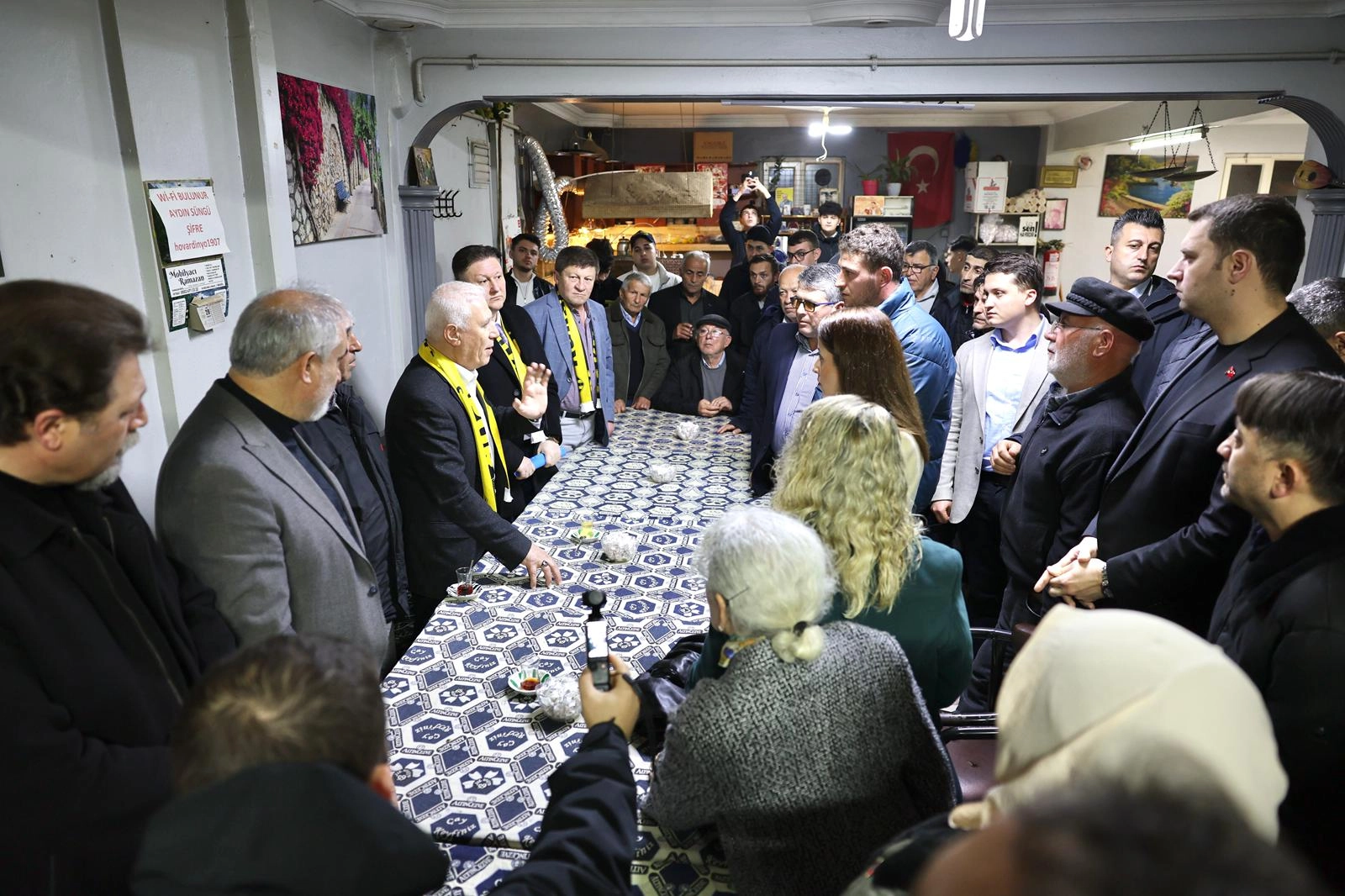 Bursa B&uuml;y&uuml;kşehir'den İneg&ouml;l'e futbol sahası m&uuml;jdesi