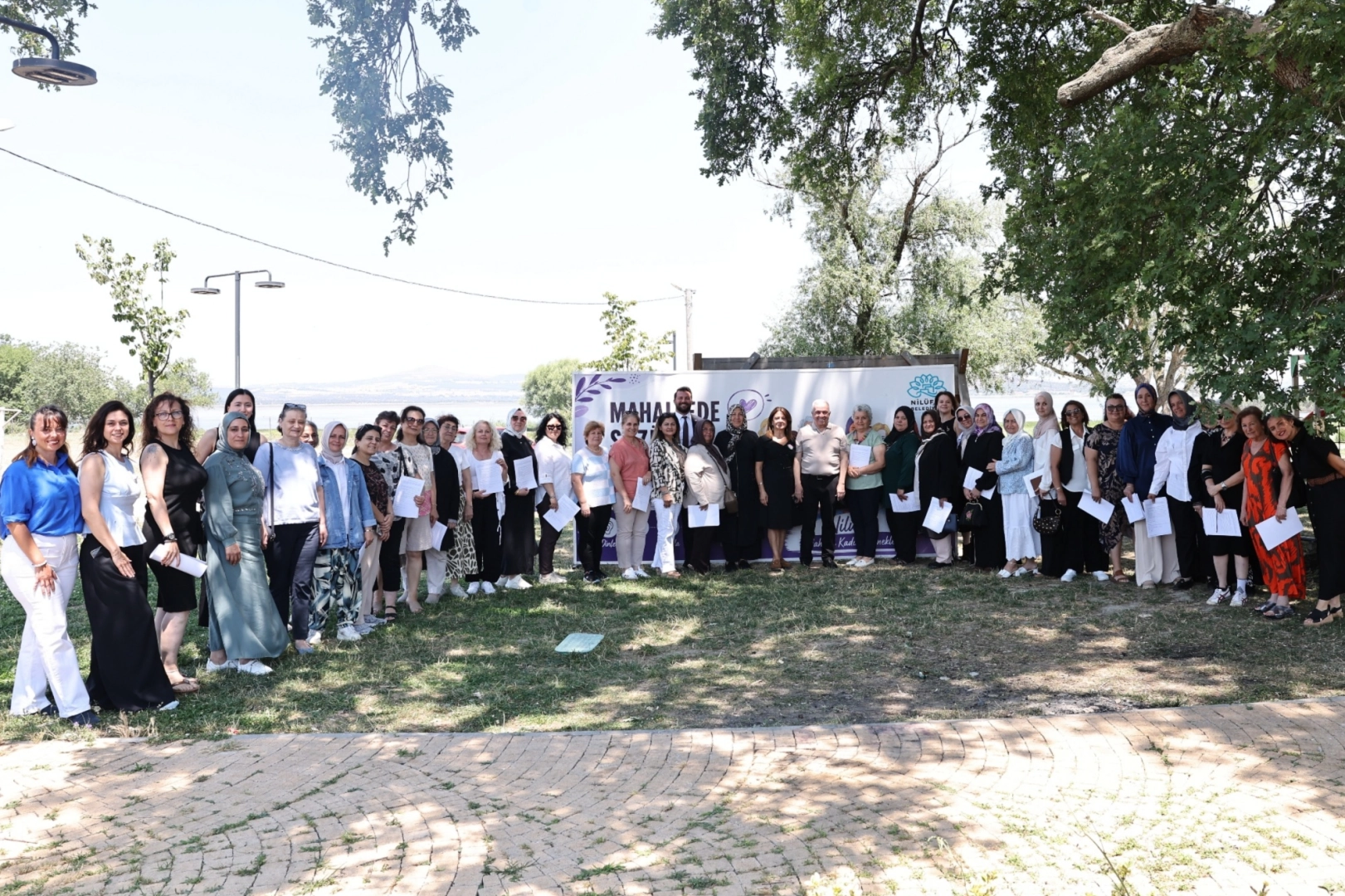 Bursa Nil&uuml;ferli kadınlar &ldquo;Mahallede S&ouml;z&uuml;m&uuml;z Var&rdquo; diyerek kent y&ouml;netimine katılıyor