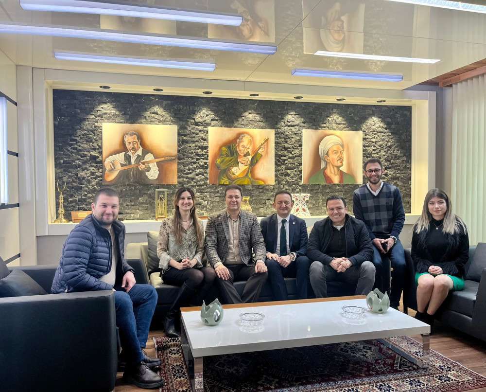 Badem Başkan depremzedelerle!