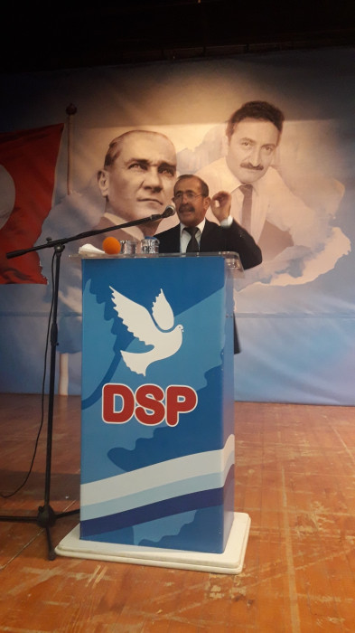 Genel başkan AKP’ye yanaştı